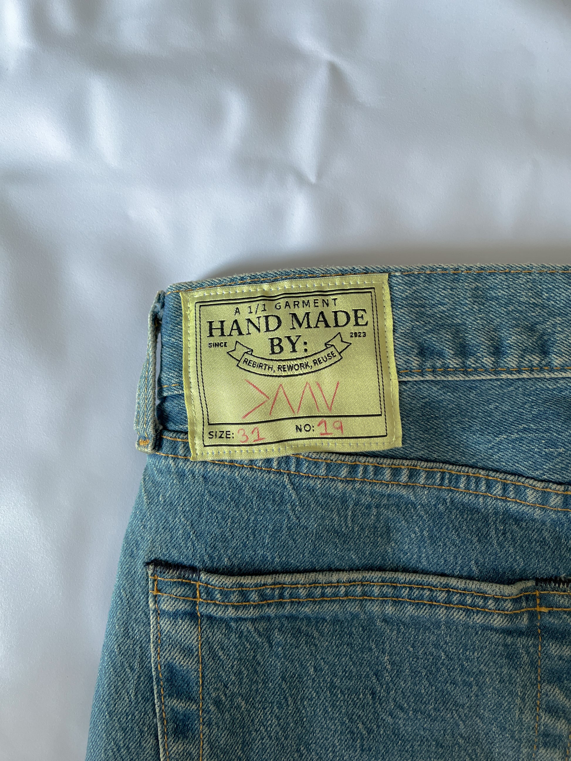 Baggy Washed Denim