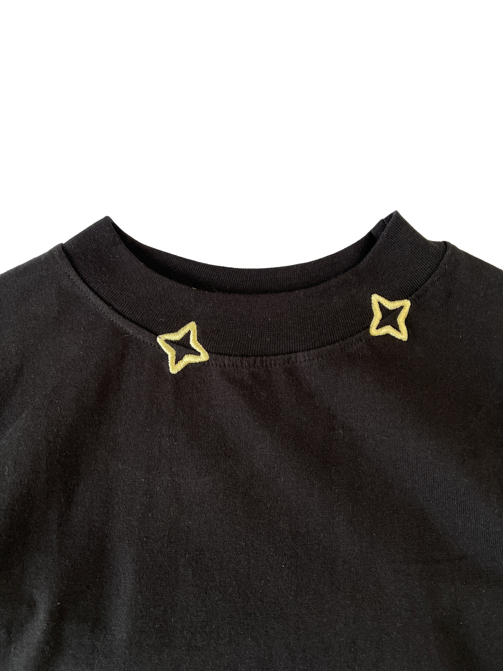 Wide-Arm Star Tee