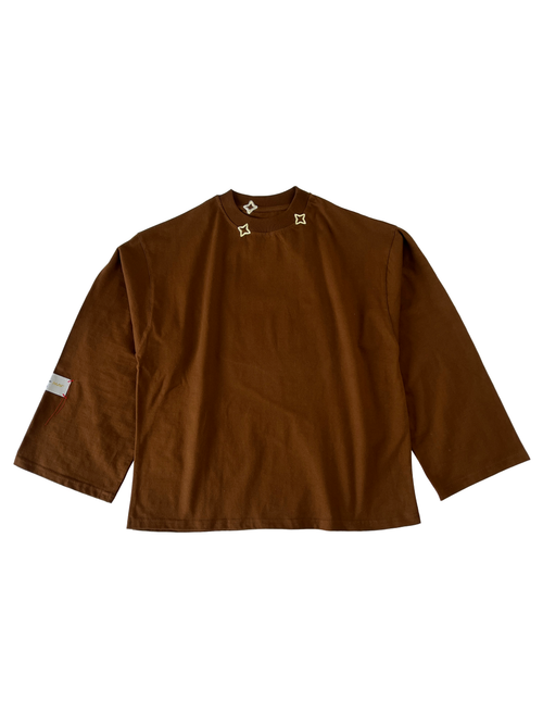 Wide-Arm Star Tee