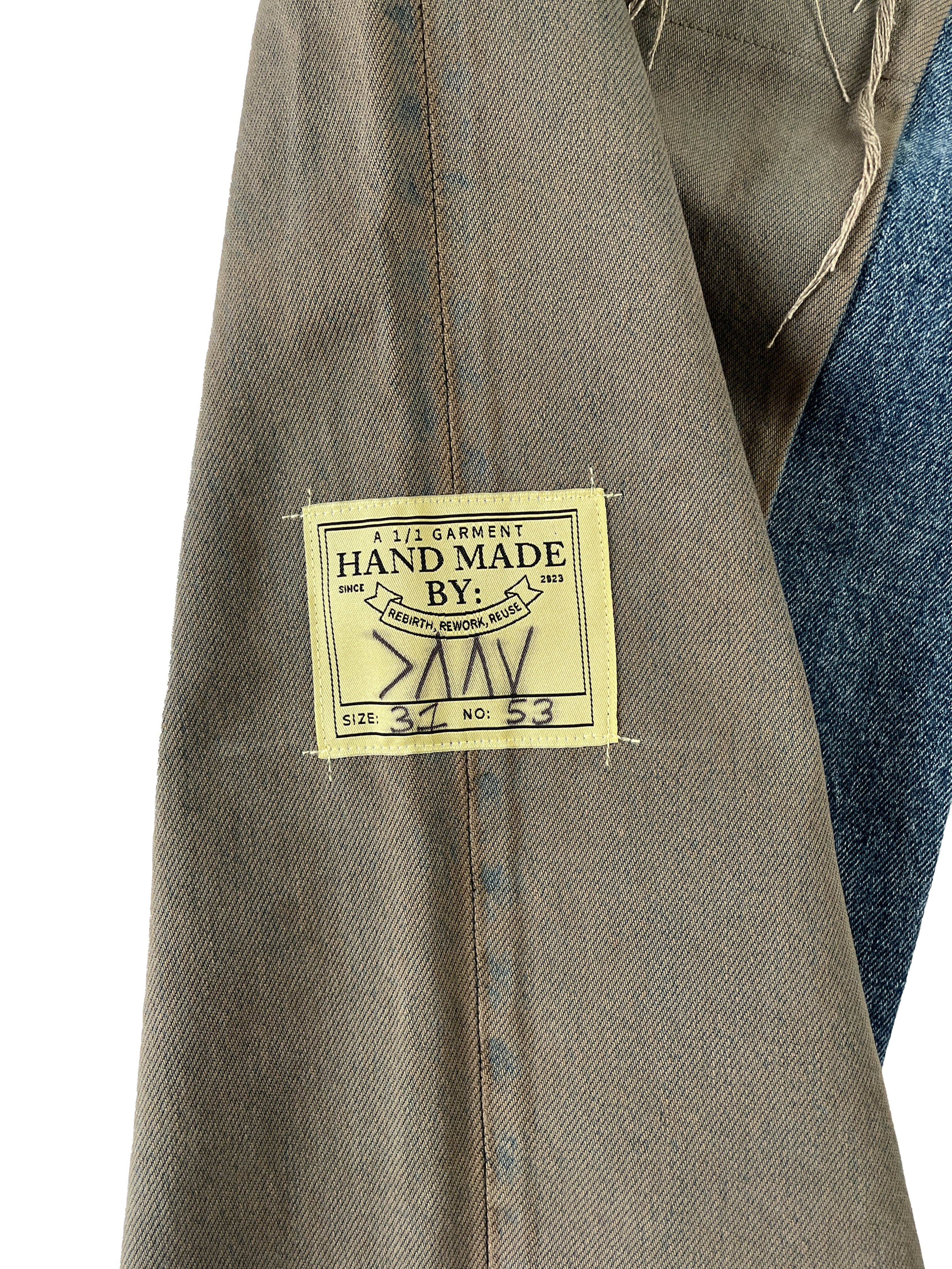 #53 Distressed Denim