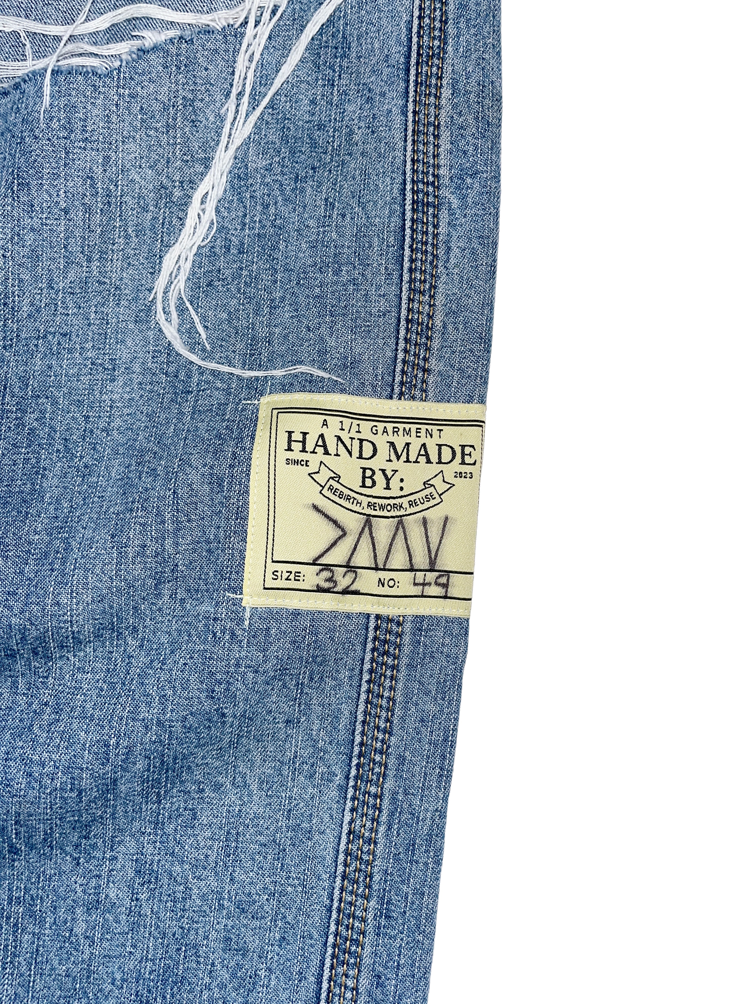 #49 Leather Patch Ripped Denim