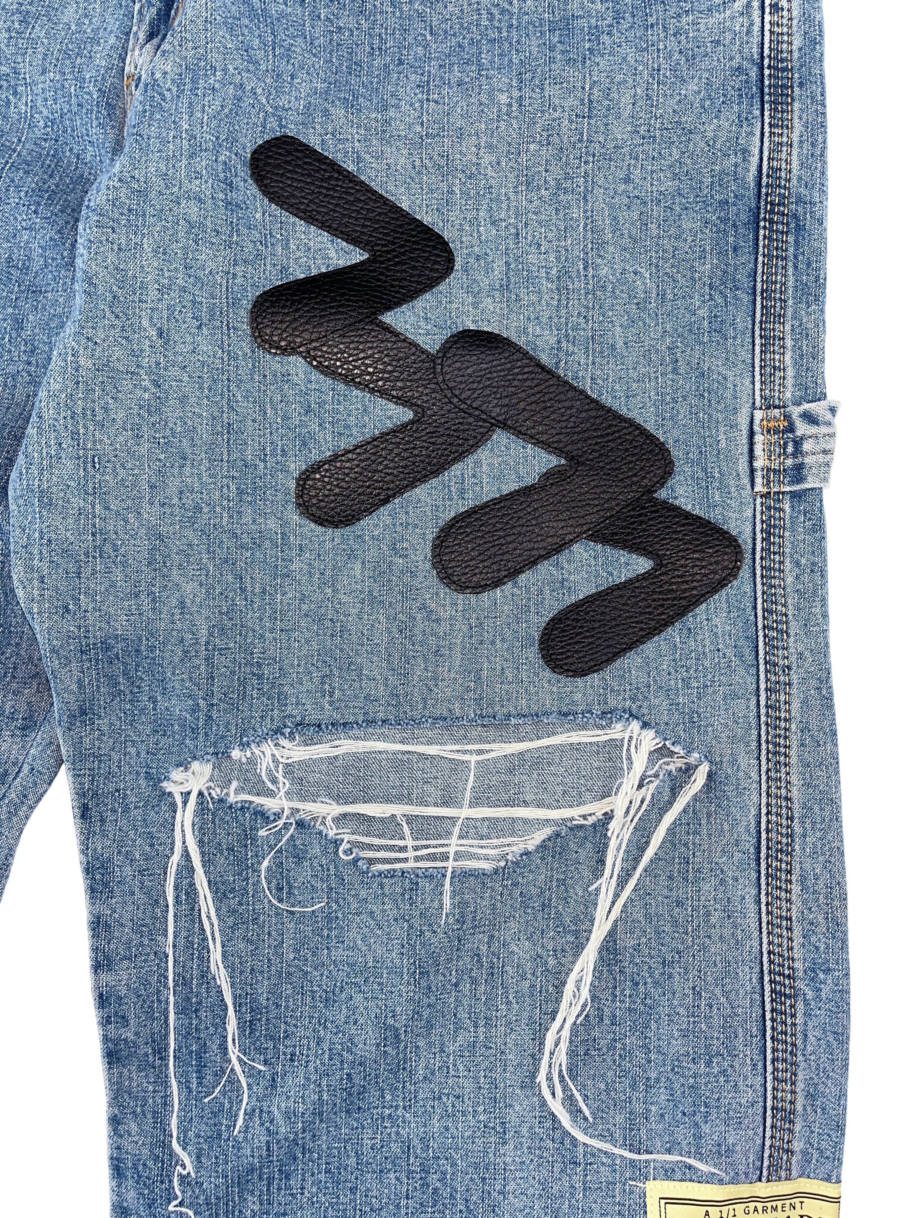 #49 Leather Patch Ripped Denim