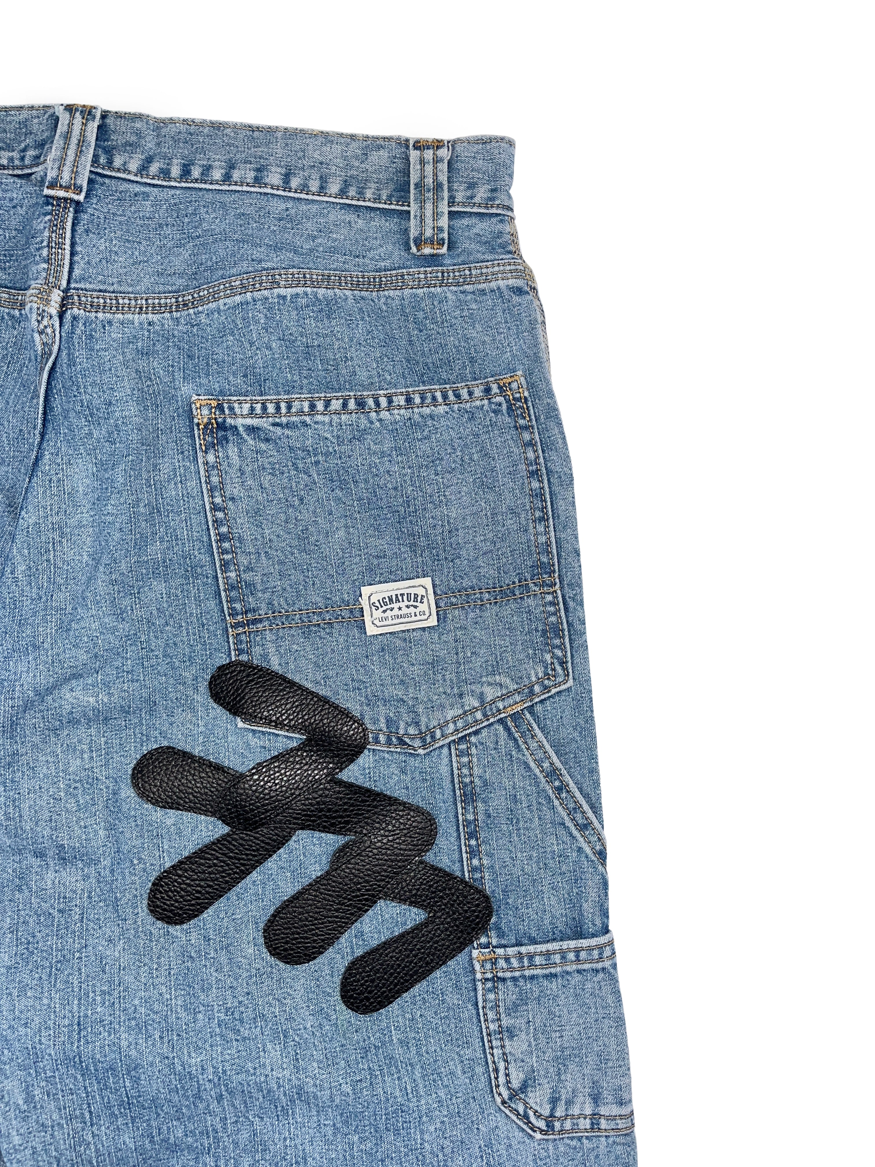 #49 Leather Patch Ripped Denim