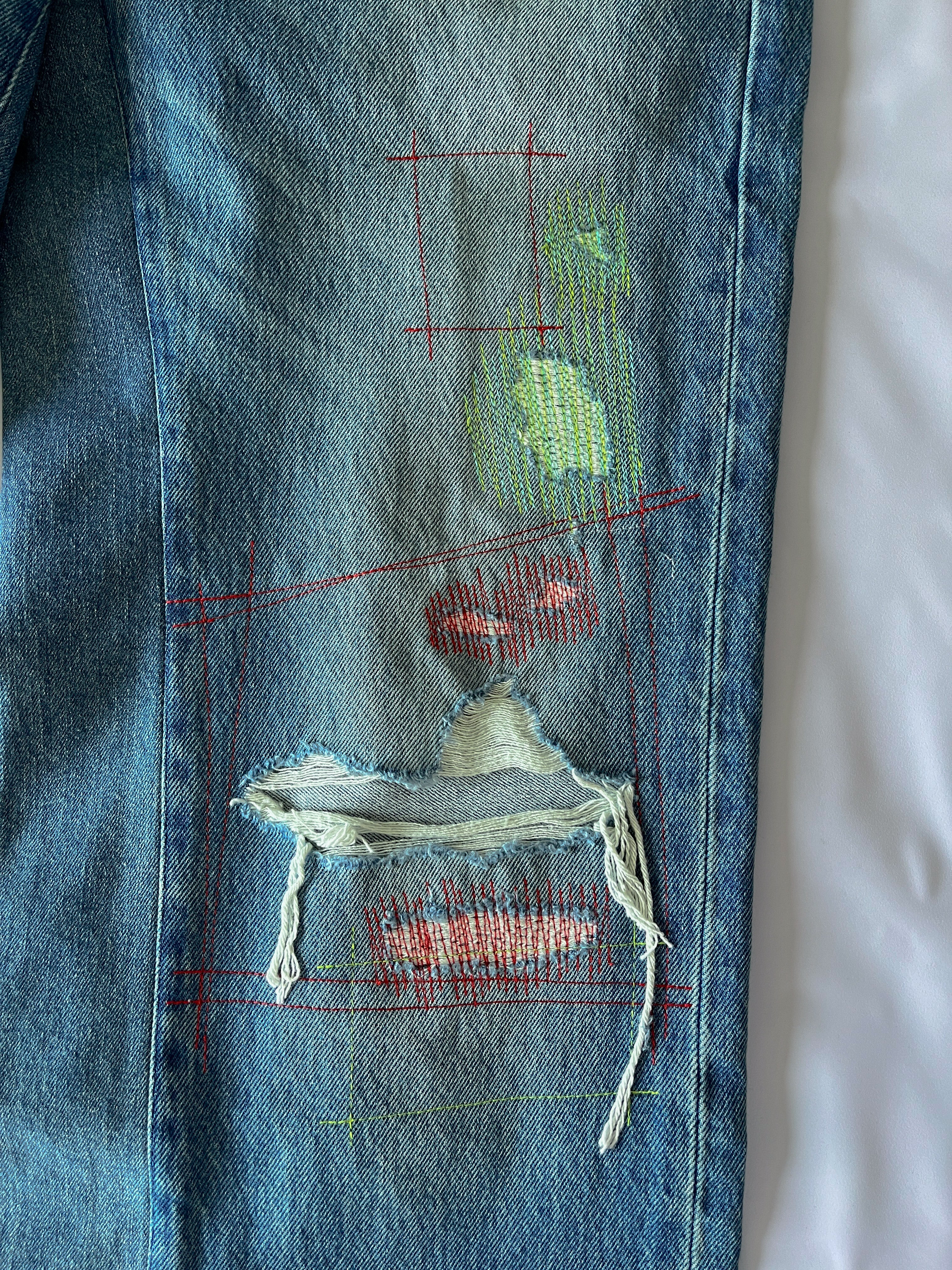 Baggy Distressed Denim