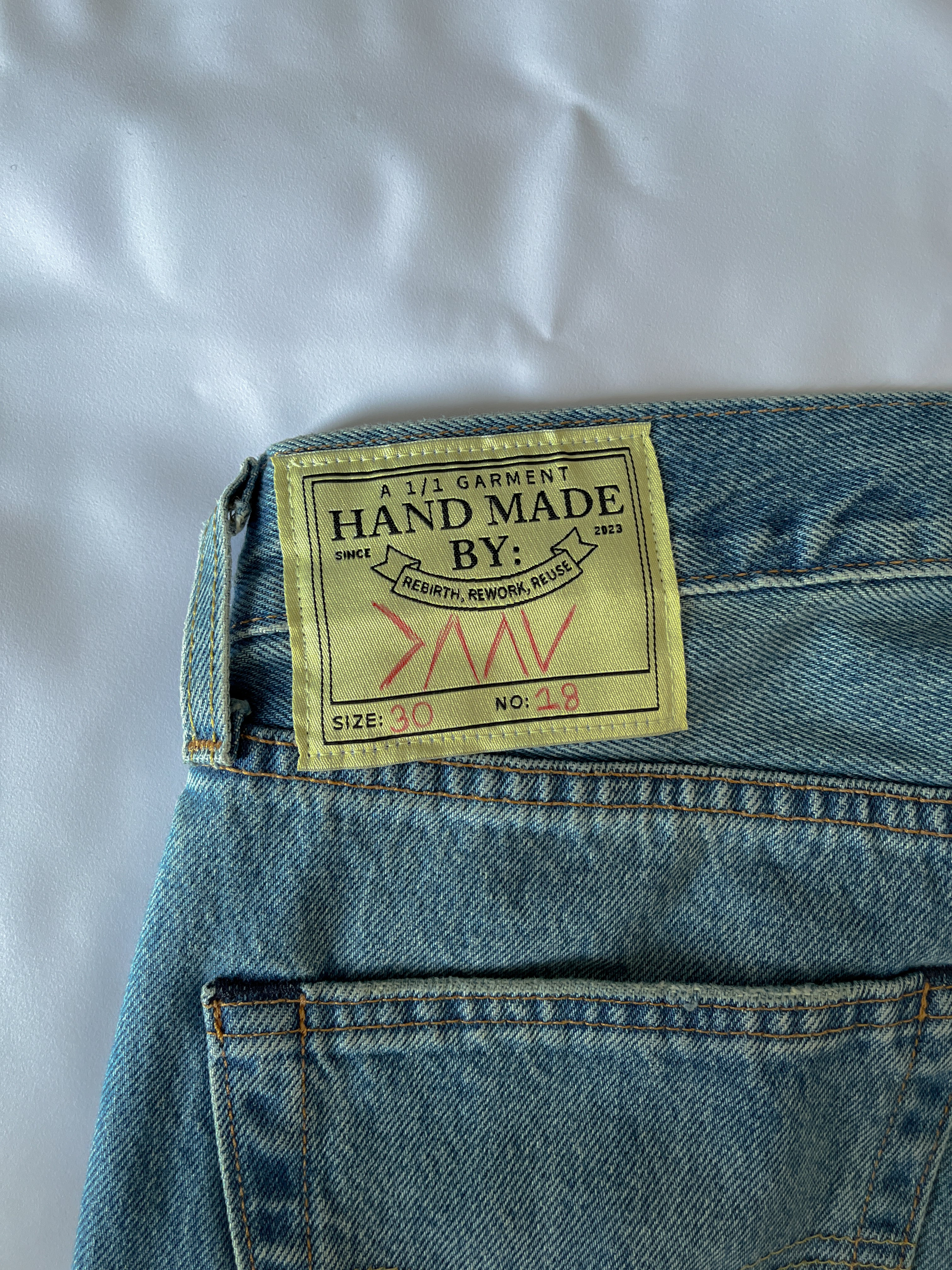 Baggy Distressed Denim