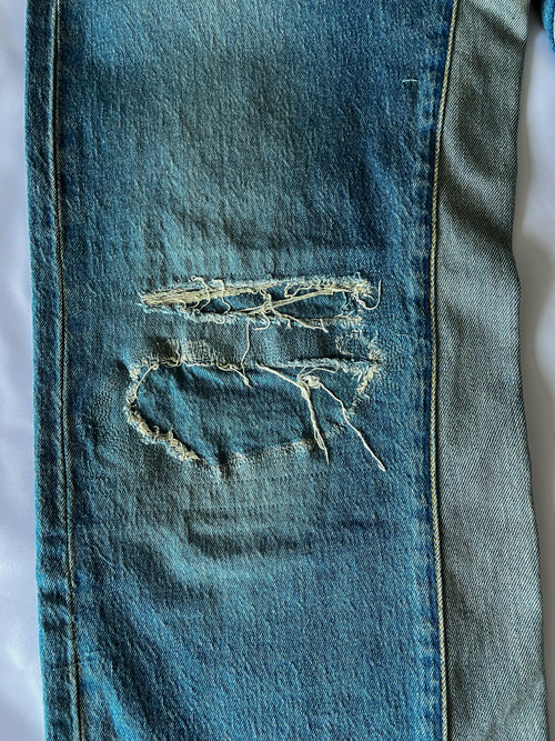 1/1 Baggy Distressed Denim