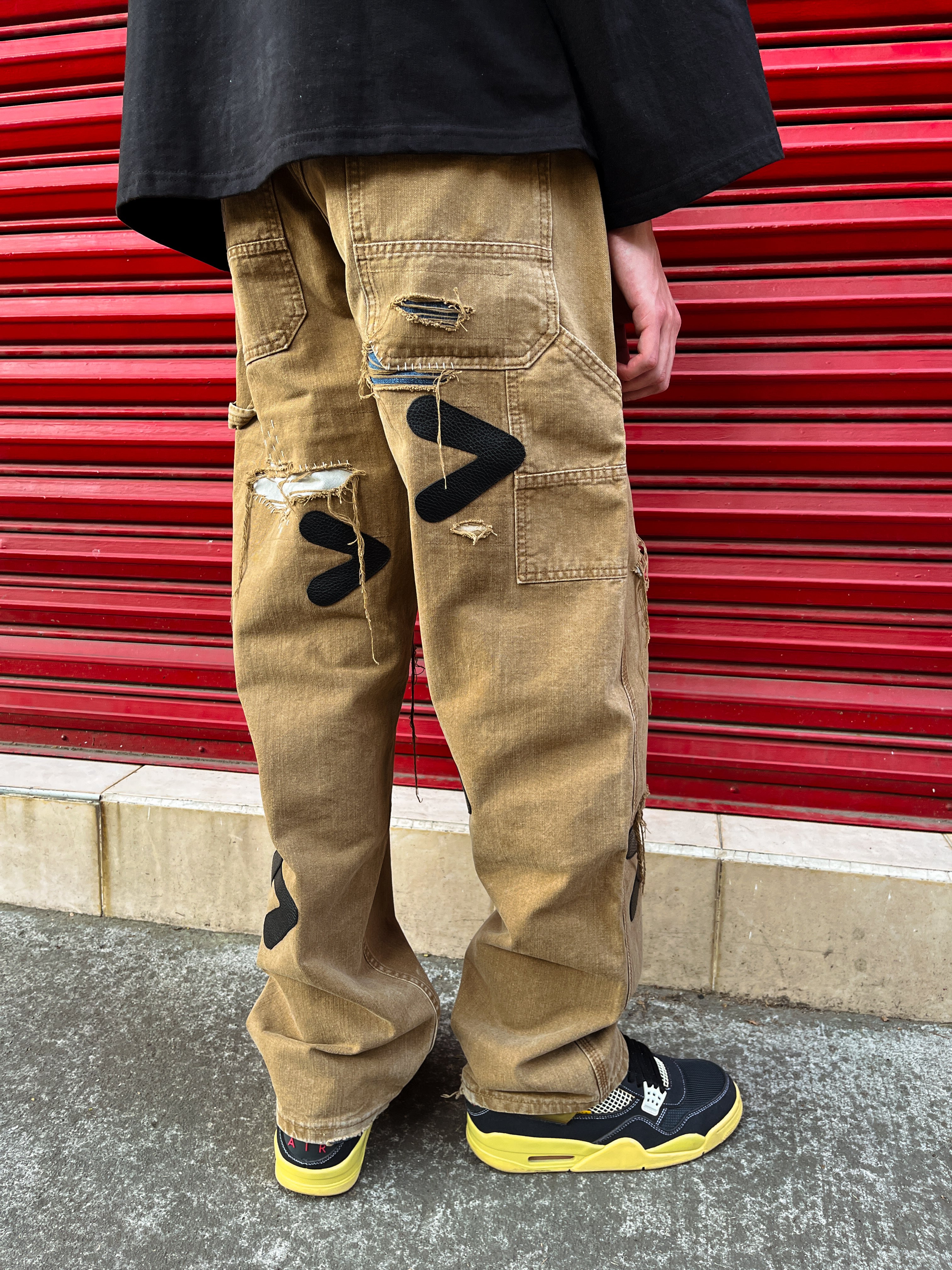 #54 Leather Patch Distressed Carpenter