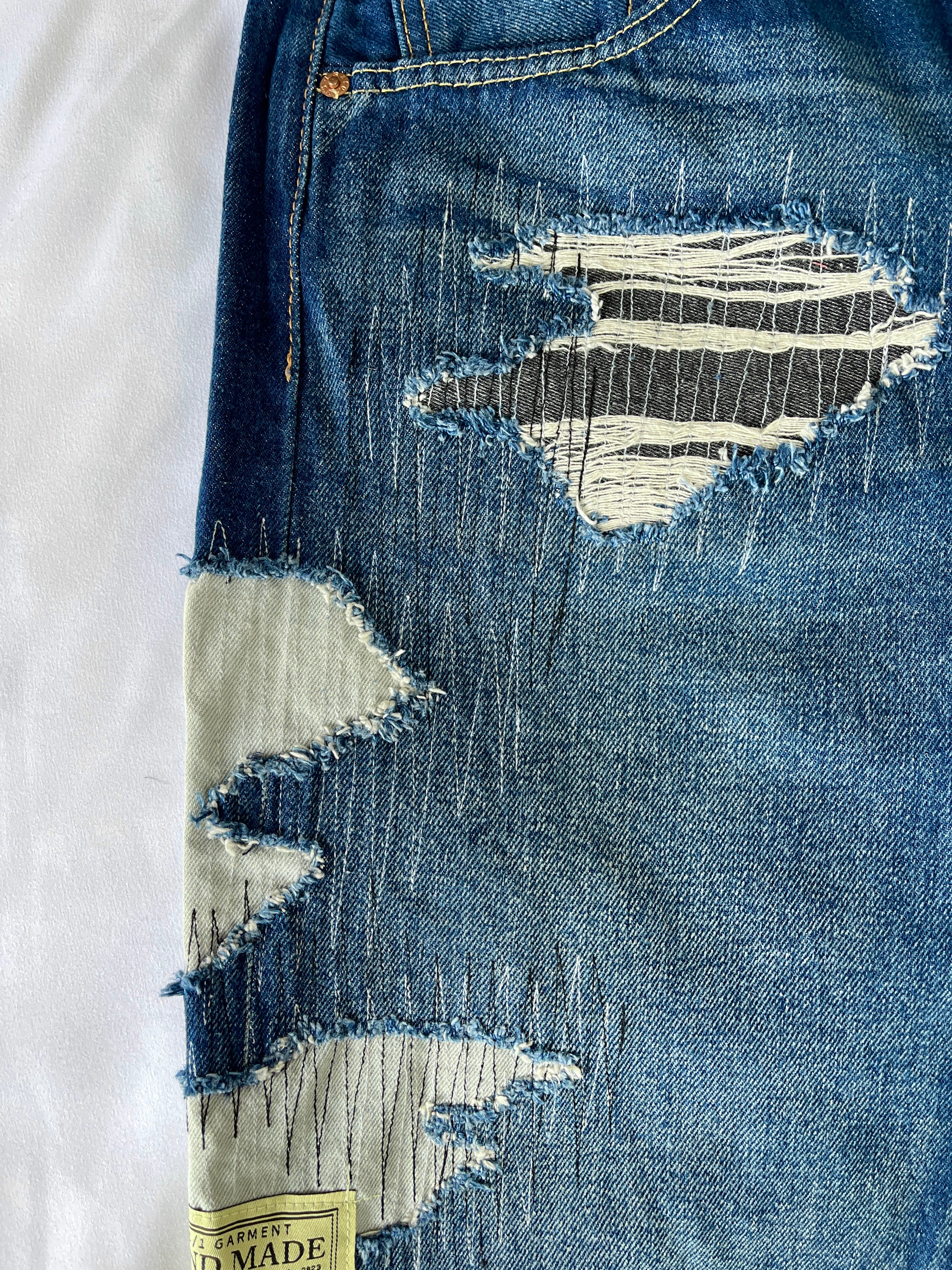 #32 3 Tone Distressed Denim