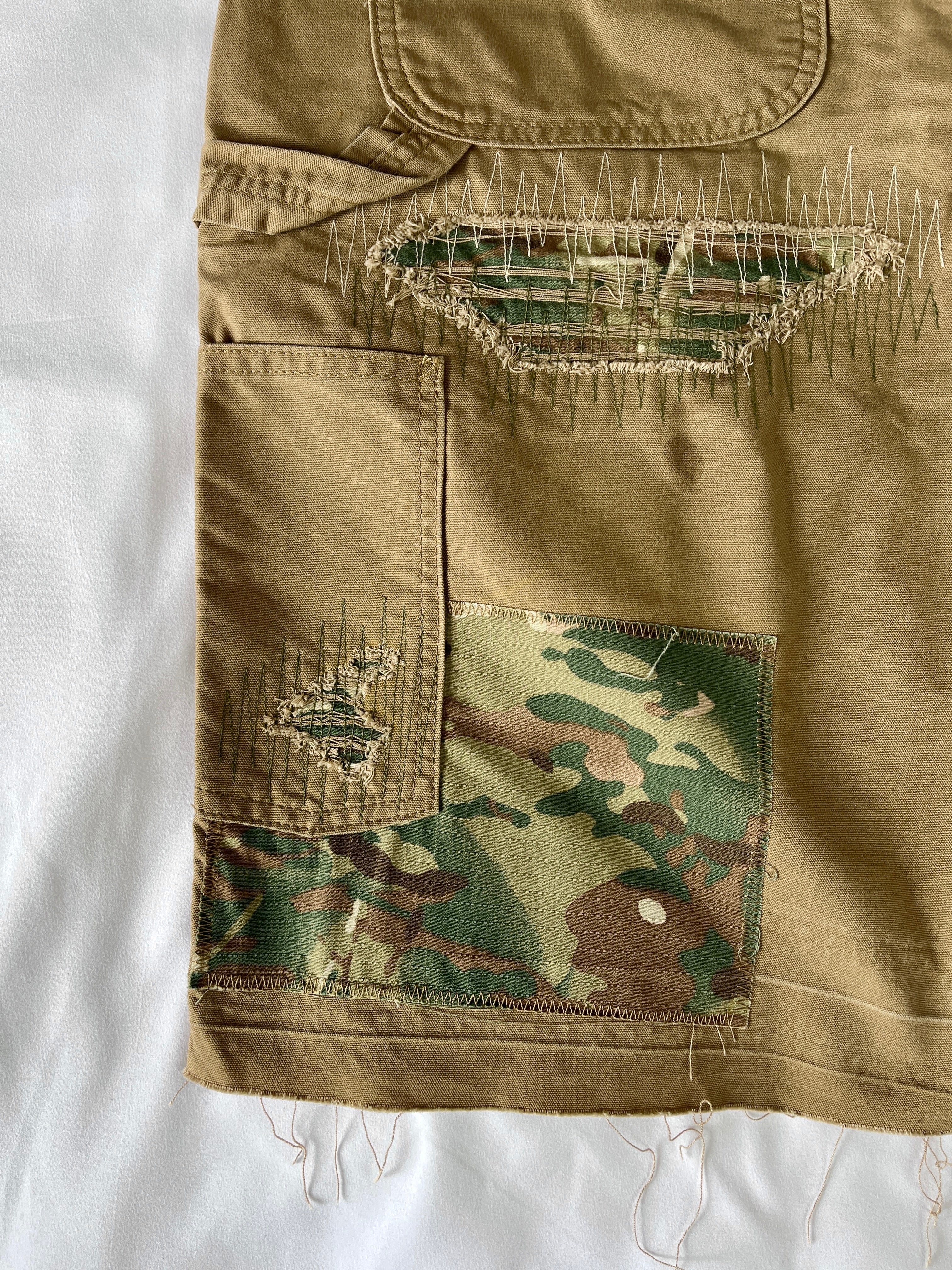 #43 Distressed Carpenter Shorts